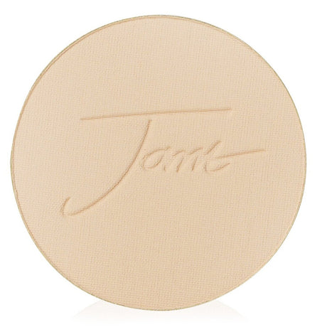 Amber mineral foundation refill offers SPF 20 protection, optimal coverage, and a natural, flawless complexion.