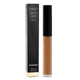 Chanel Longwear Concealer #BD121, a hydrating formula that blurs imperfections and brightens tired eyes for a radiant complexion.