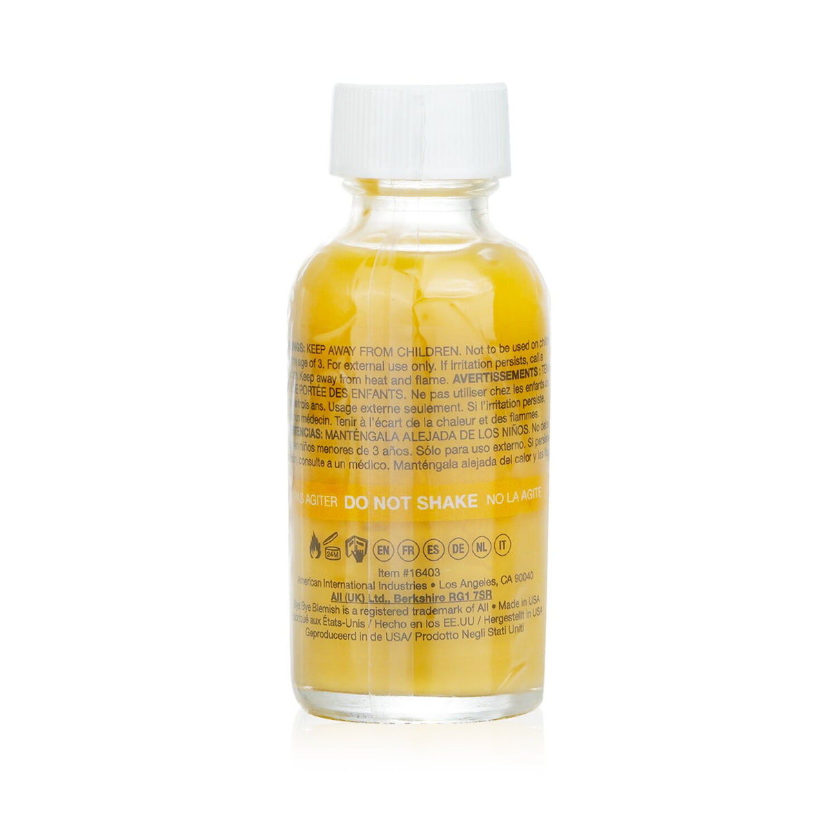 Brightening lotion in 30ml, infused with Vitamin C, targets dark spots and enhances skin luminosity while hydrating overnight.