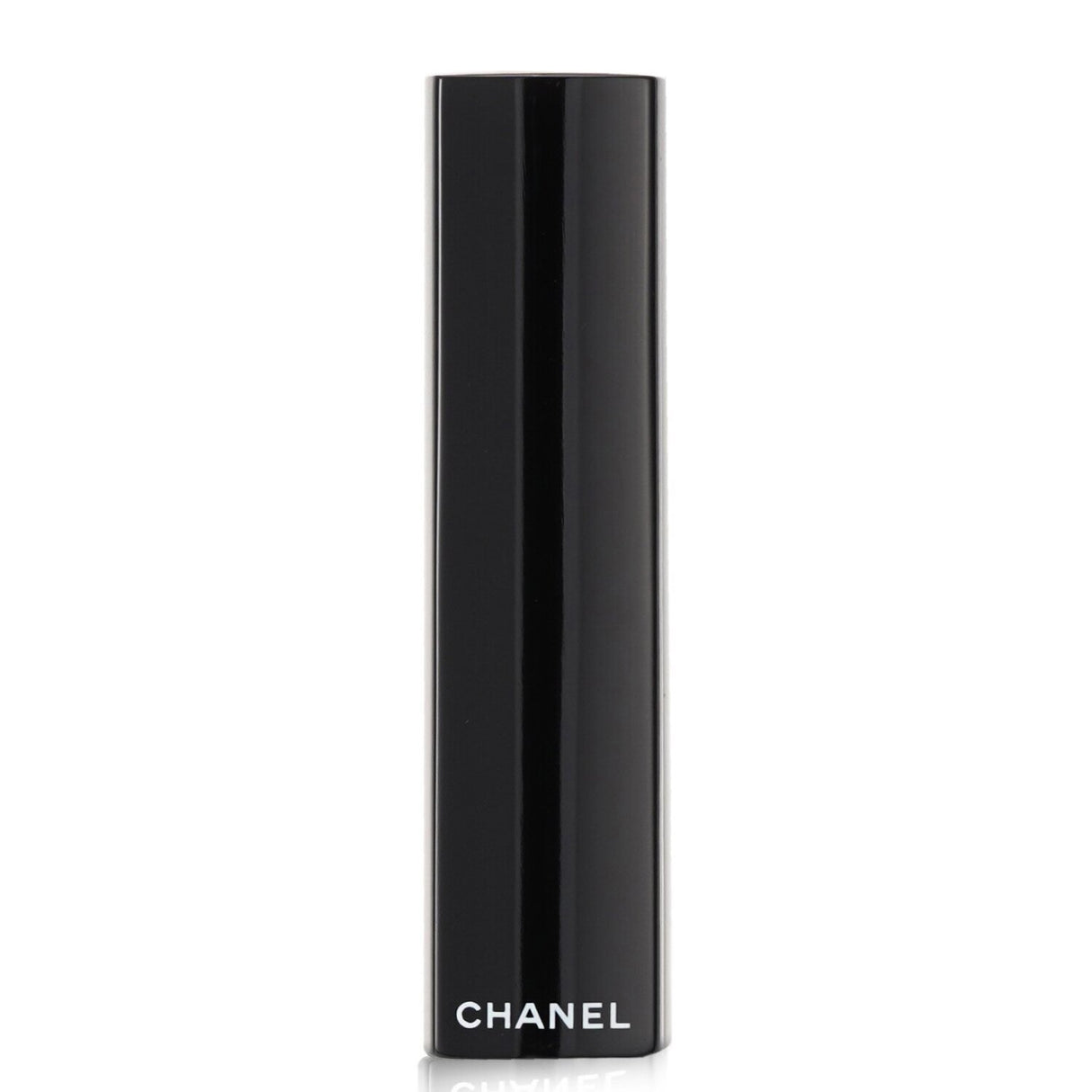 Luxurious Chanel Rouge Allure L'extrait Lipstick in #822 Rose Supreme, offering rich color and 12-hour hydration in a sleek case.