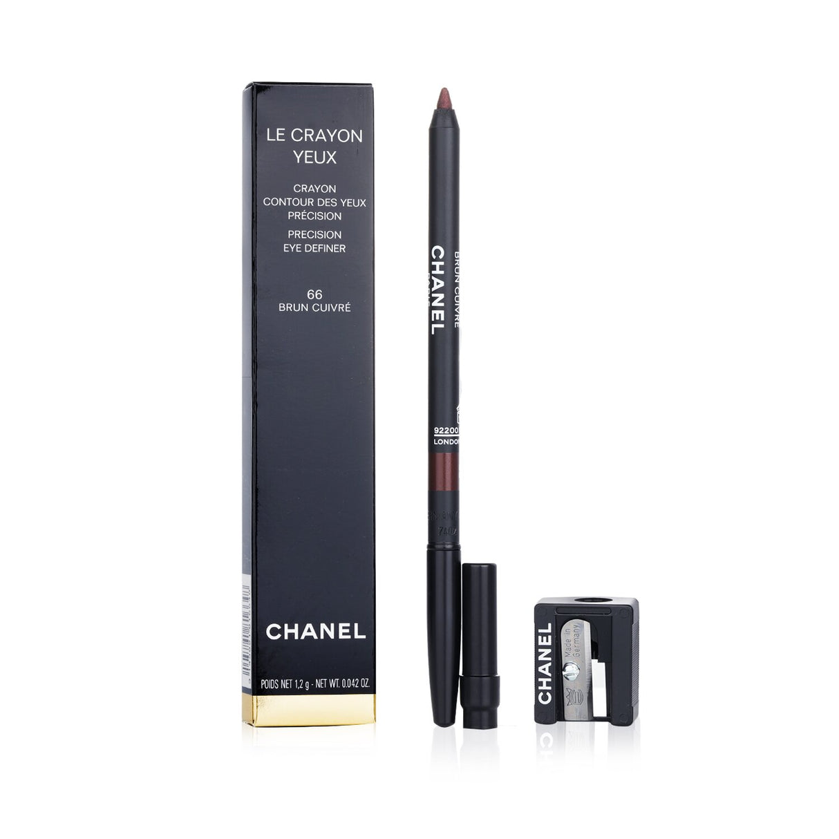 Chanel Le Crayon Yeux #66 Brun Cuivre, a copper eyeliner for precise, long-lasting application, includes a sharpener.