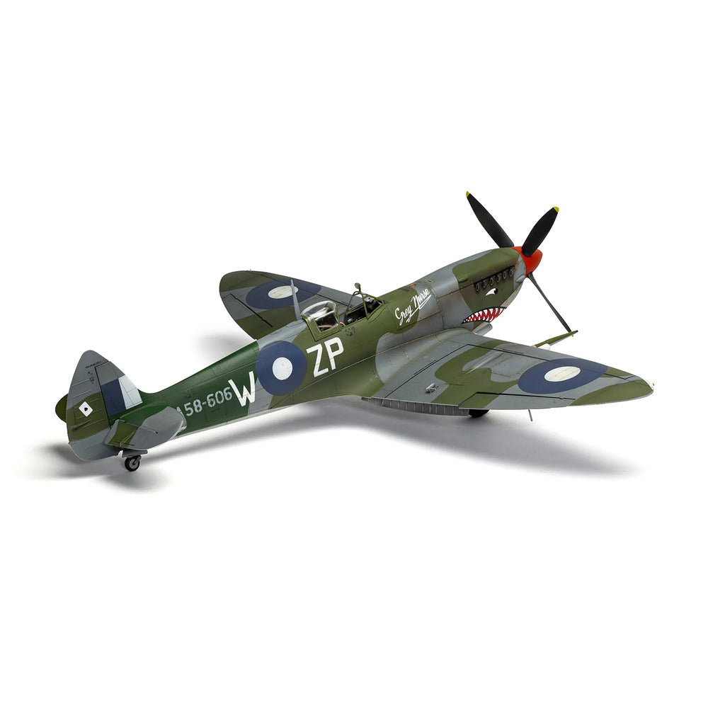 Supermarine Spitfire MK VIII Airfix 1:24 Scale Model Kit