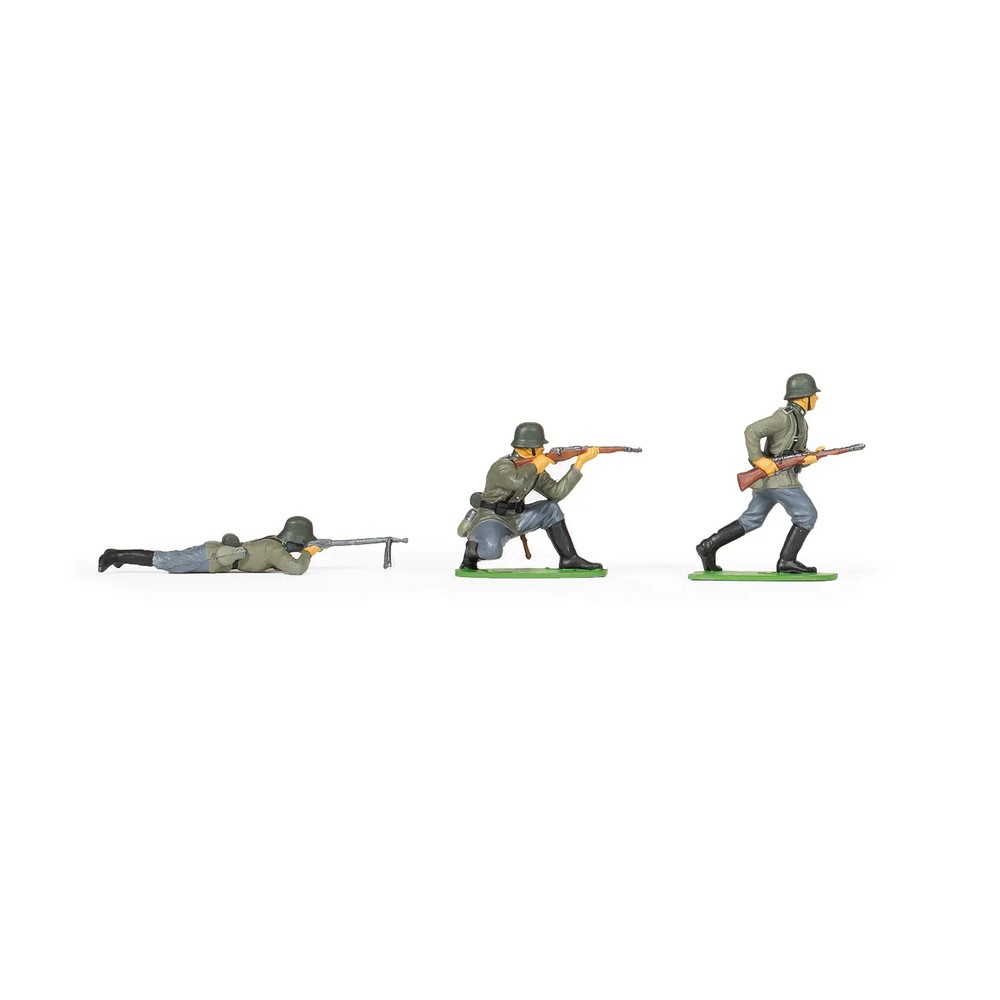 WWII German Infantry Airfix 1:32 Scale Model Kit