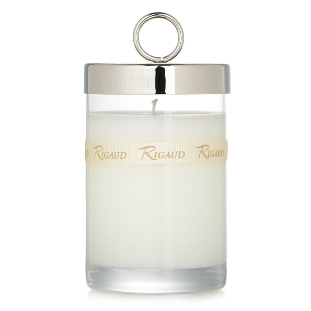 Rigaud #Gardenia scented candle in a glass container, featuring floral notes and a burn time of 90 hours for a tranquil ambiance.