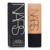 Oil-free NARS Soft Matte Complete Foundation #2 Tahoe, provides full coverage with a natural matte finish, lasting 16 hours.