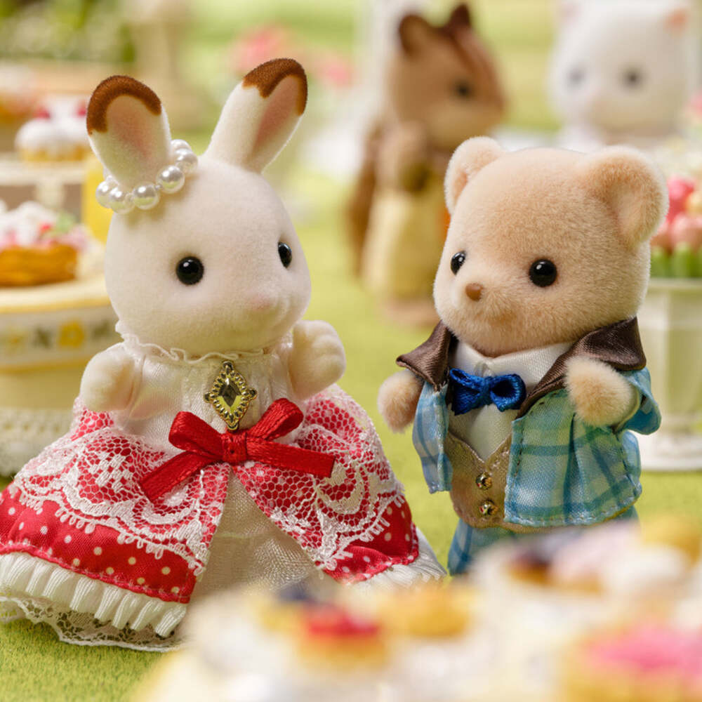 Sylvanian Families Anniversary Friends Set (Freya & Theo)