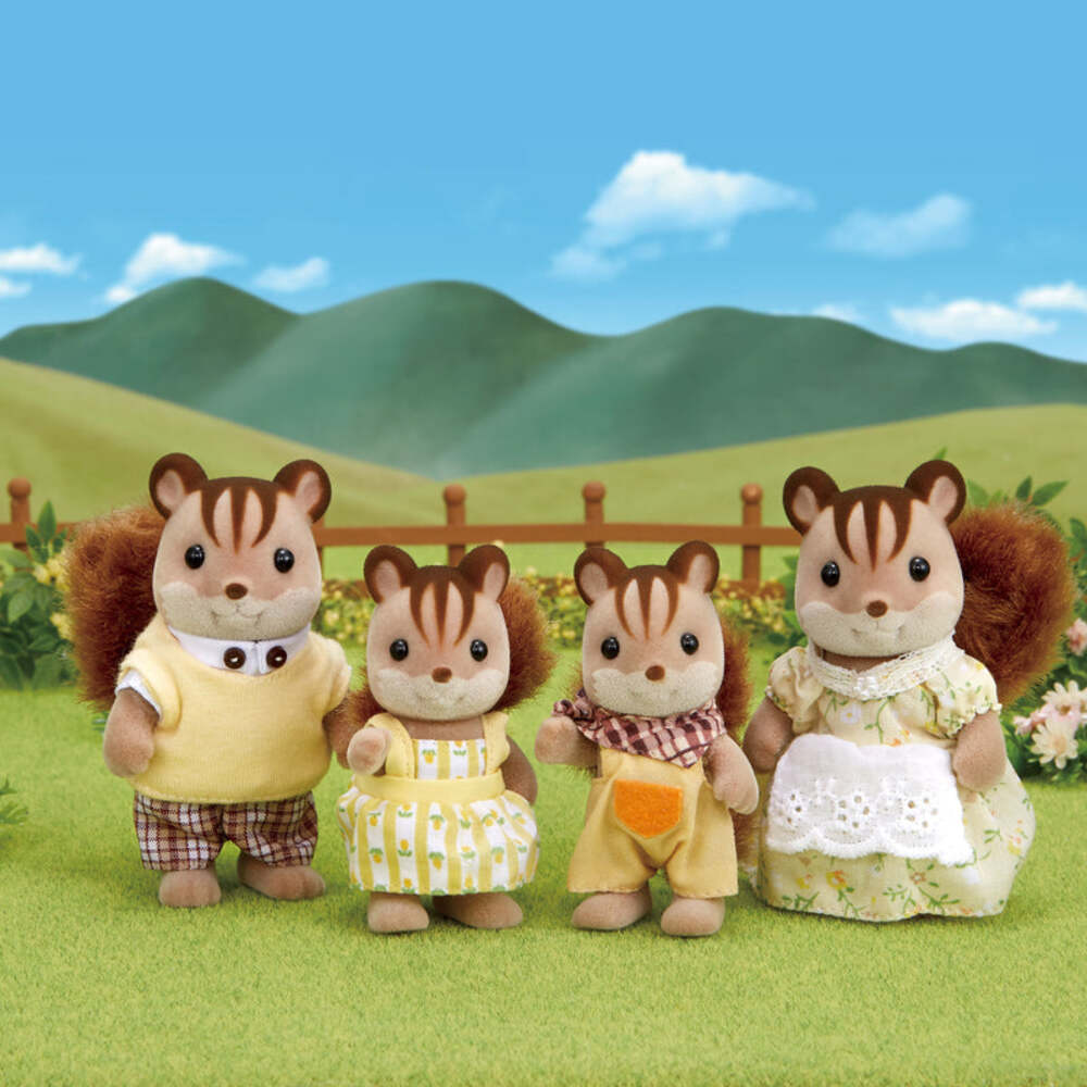 Sylvanian Families Walnut Squirrel Family