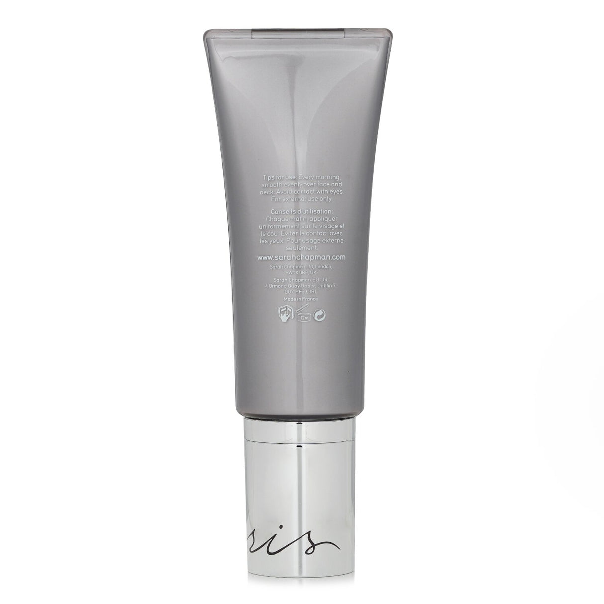 Invisible SPF 50 skin enhancer with a lightweight texture that blurs imperfections and protects against UV damage.