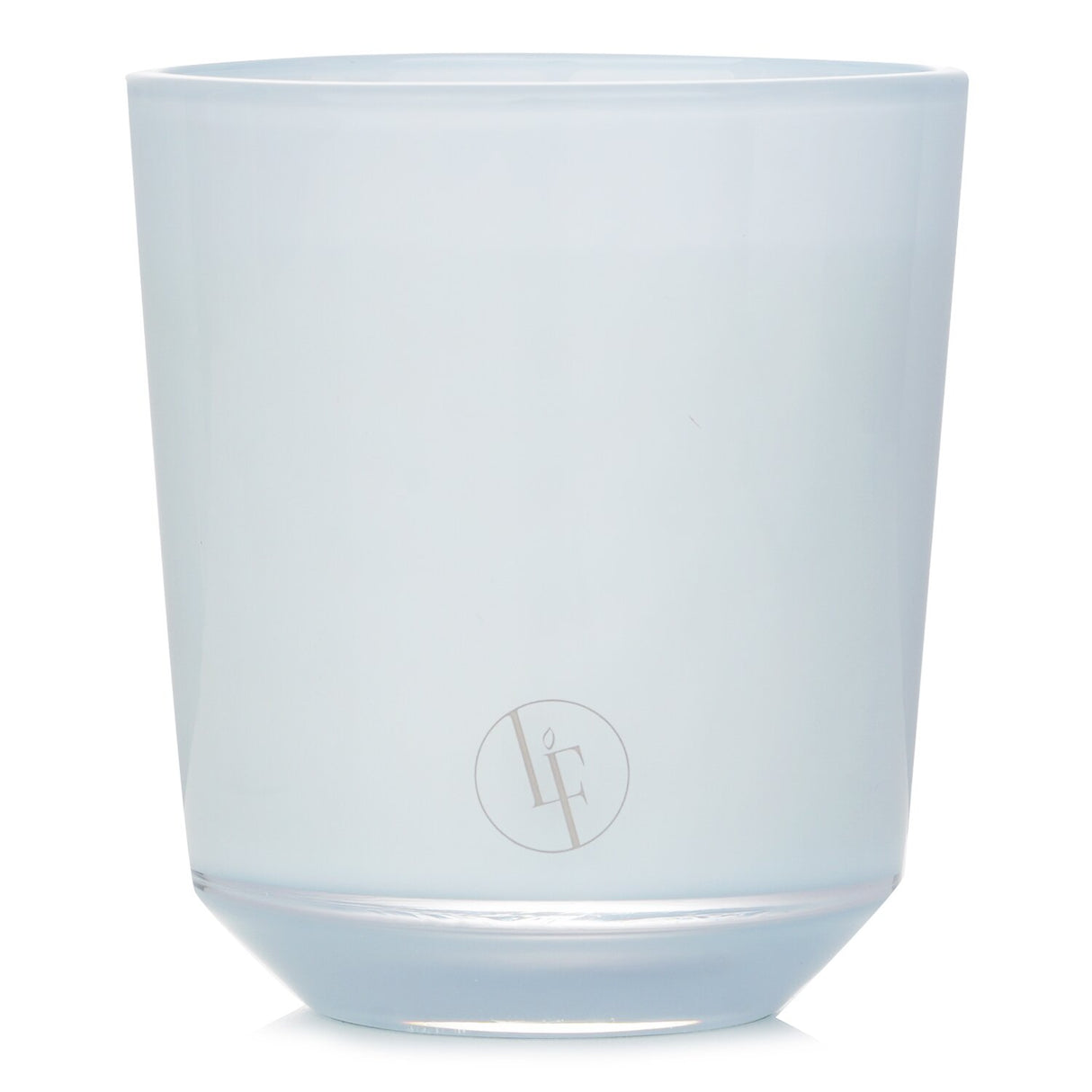 Elegant 200g Cloudy Musk scented candle in a chic design, offering 40 hours of floral and musky ambiance for relaxation.