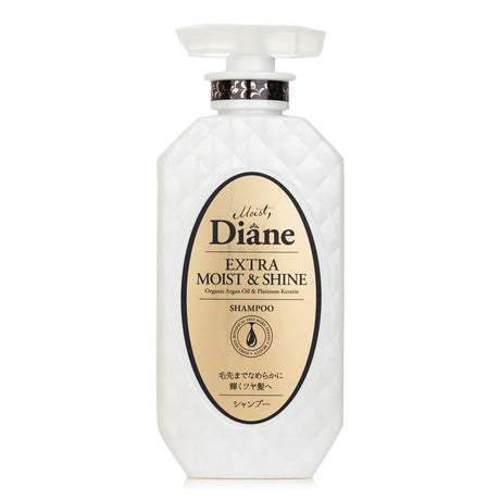 Moist Diane Extra Moist & Shine Shampoo 450ml, infused with Argan Oil for deep hydration, shine, and healthier hair.