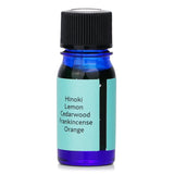 A 5.5ml essential oil blend featuring Hinoki, Lemon, Cedarwood, Frankincense, and Orange for a refreshing reading experience.