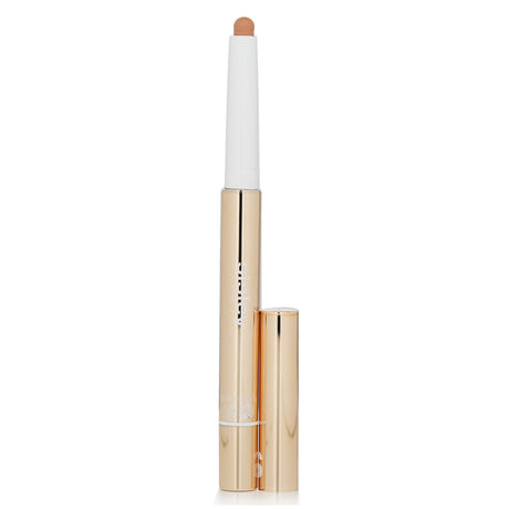 High-coverage concealer pen #4 for flawless skin, featuring a creamy texture and double-tip applicator for precise blending.