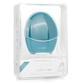 FOREO Luna 4 Men device for deep cleansing and firming, featuring 3 modes and 16 pulsation intensities, ideal for men's skin.