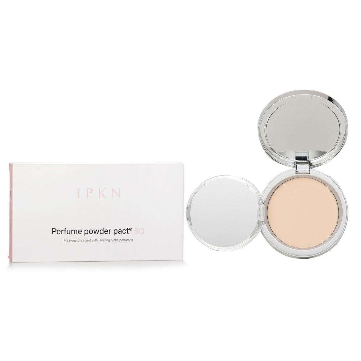 Lightweight pressed powder pact in #21 Nude Beige, provides a flawless finish with a delightful fragrance and hydration.