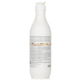 Gentle shampoo for blonde hair, enriched with camomile, honey, and fruit extracts to enhance shine and softness.