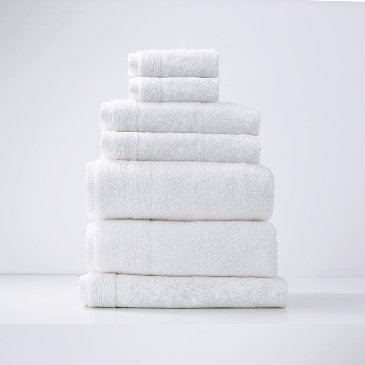 Renee Taylor Aireys 650 GSM Zero Twist 7 Piece Snow