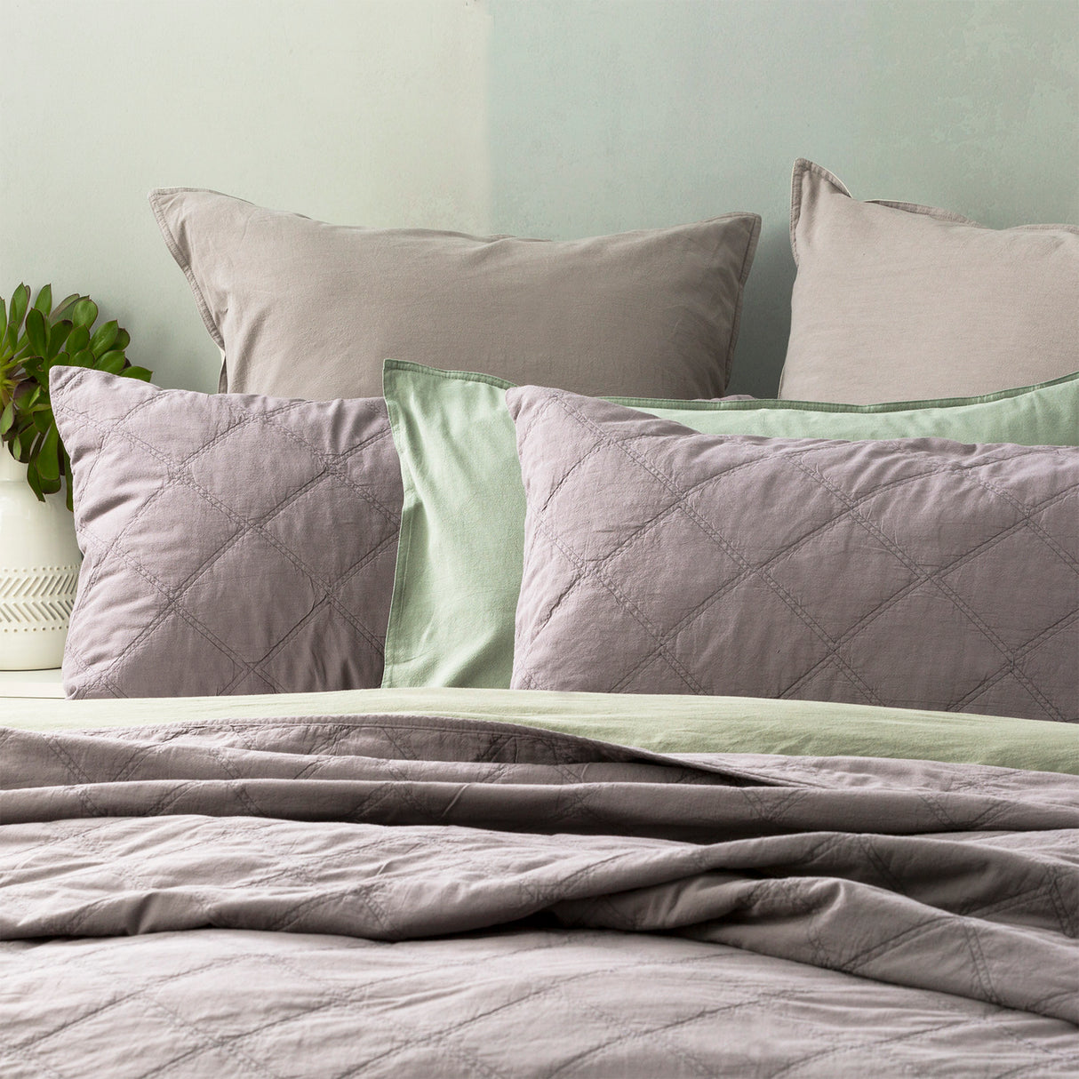 Attwood Vintage Stone Washed Cotton Quilted Coverlet set Queen/King Charcoal