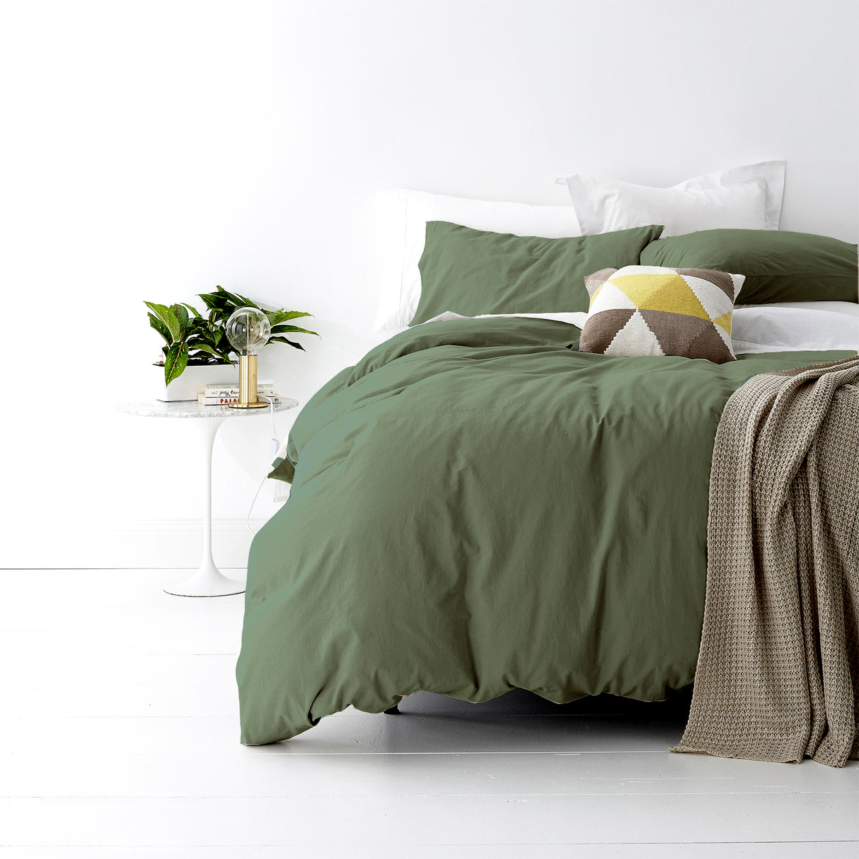 100 % cotton European Vintage  Quilt / Duvet Cover set Super King Fern