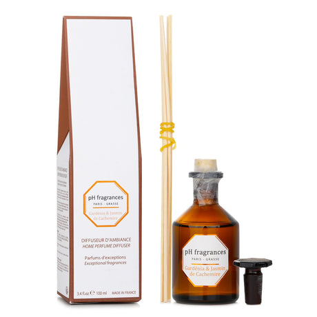 Home perfume diffuser featuring Gardenia & Jasmin de Cachemire scent, 100ml, for a calming and elegant ambiance.