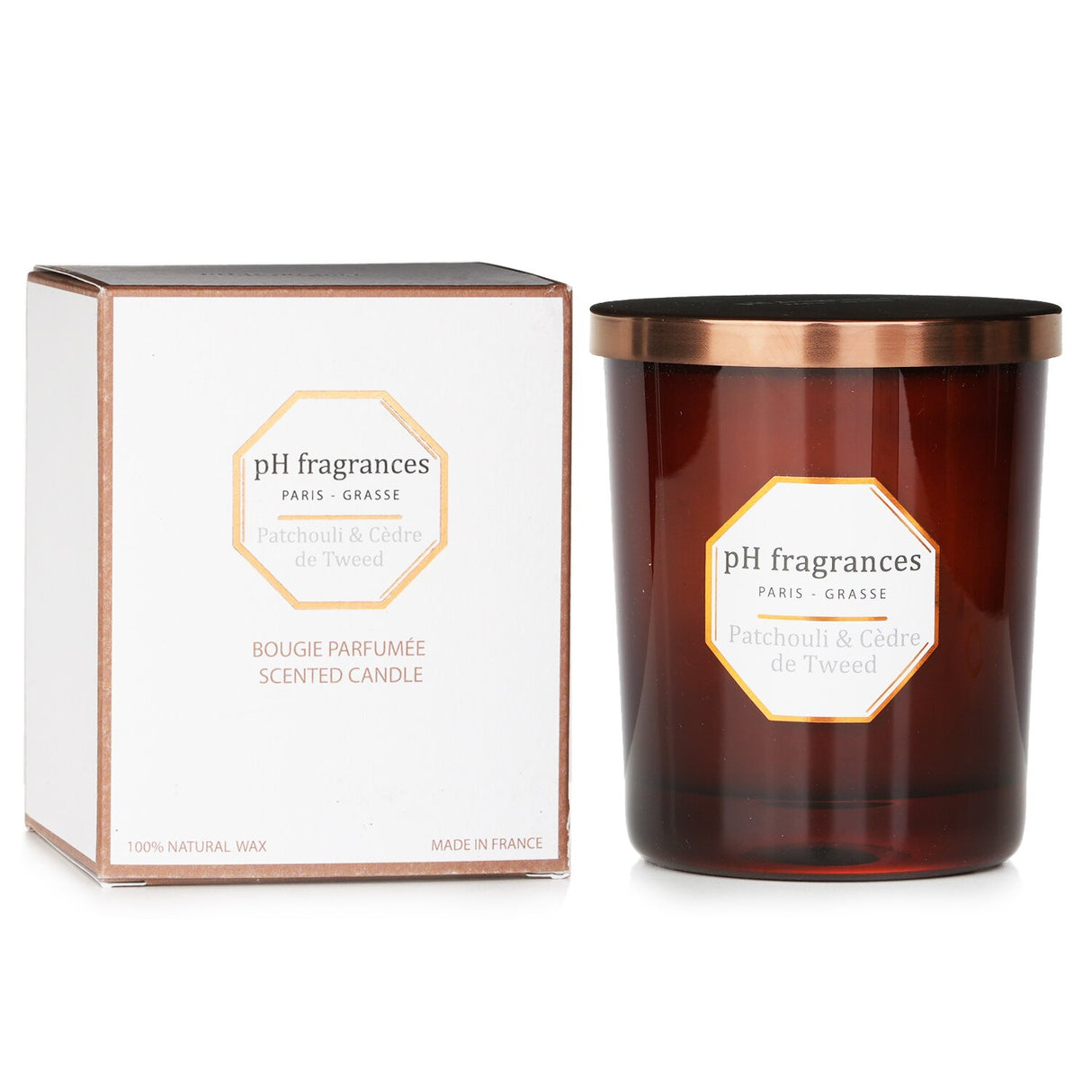 Scented candle featuring a luxurious blend of earthy patchouli and cedarwood aromas, perfect for relaxation and ambiance.