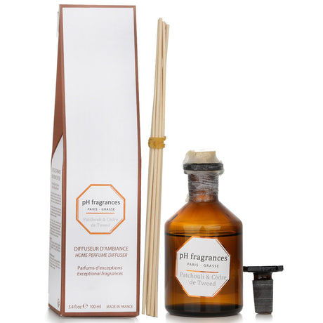 pH Fragrances Home Perfume Diffuser in Patchouli & Cedarwood, 100ml, for a soothing and inviting aromatic ambiance.