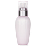 Luxurious 150ml emulsion with milk texture, enriched with avocado oil for refined, hydrated, and radiant skin.