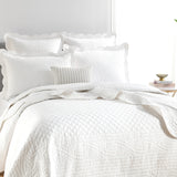 Renee Taylor Scallop Jacquard Coverlet Set Queen/King Pearl