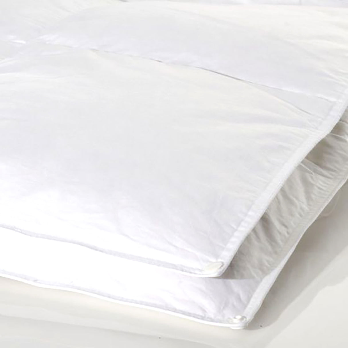 Supreme Four Seasons  80% White Duck Down & Feather Quilt Super King