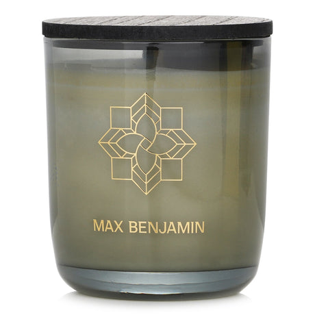Natural wax candle with lemongrass and ginger scent, hand-poured, eco-friendly, 210g, clean burn, uplifting ambiance.