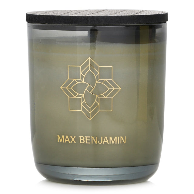 Natural wax candle with lemongrass and ginger scent, hand-poured, eco-friendly, 210g, clean burn, uplifting ambiance.