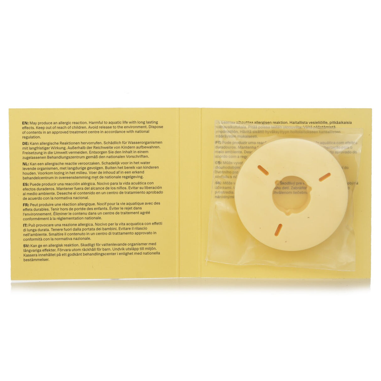 Max Benjamin Car Fragrance Refill in Grapefruit Shores, featuring citrus notes of grapefruit, pomelo, and orange flower.