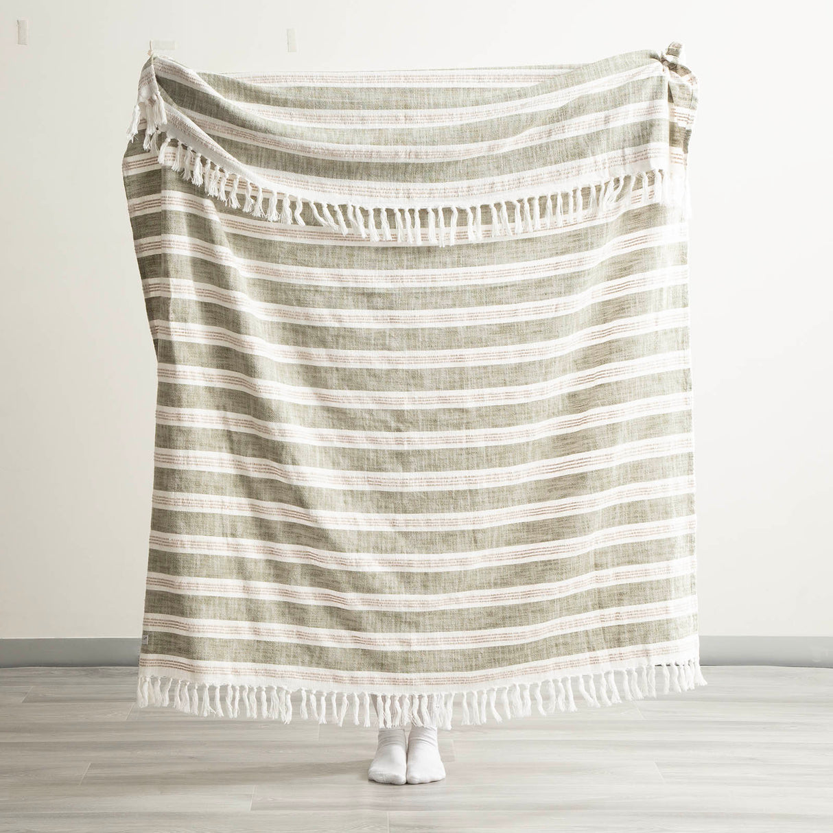 Renee Taylor Como Stone Washed Yarn-Dyed Stripe Throw 130 x 170cms Juniper