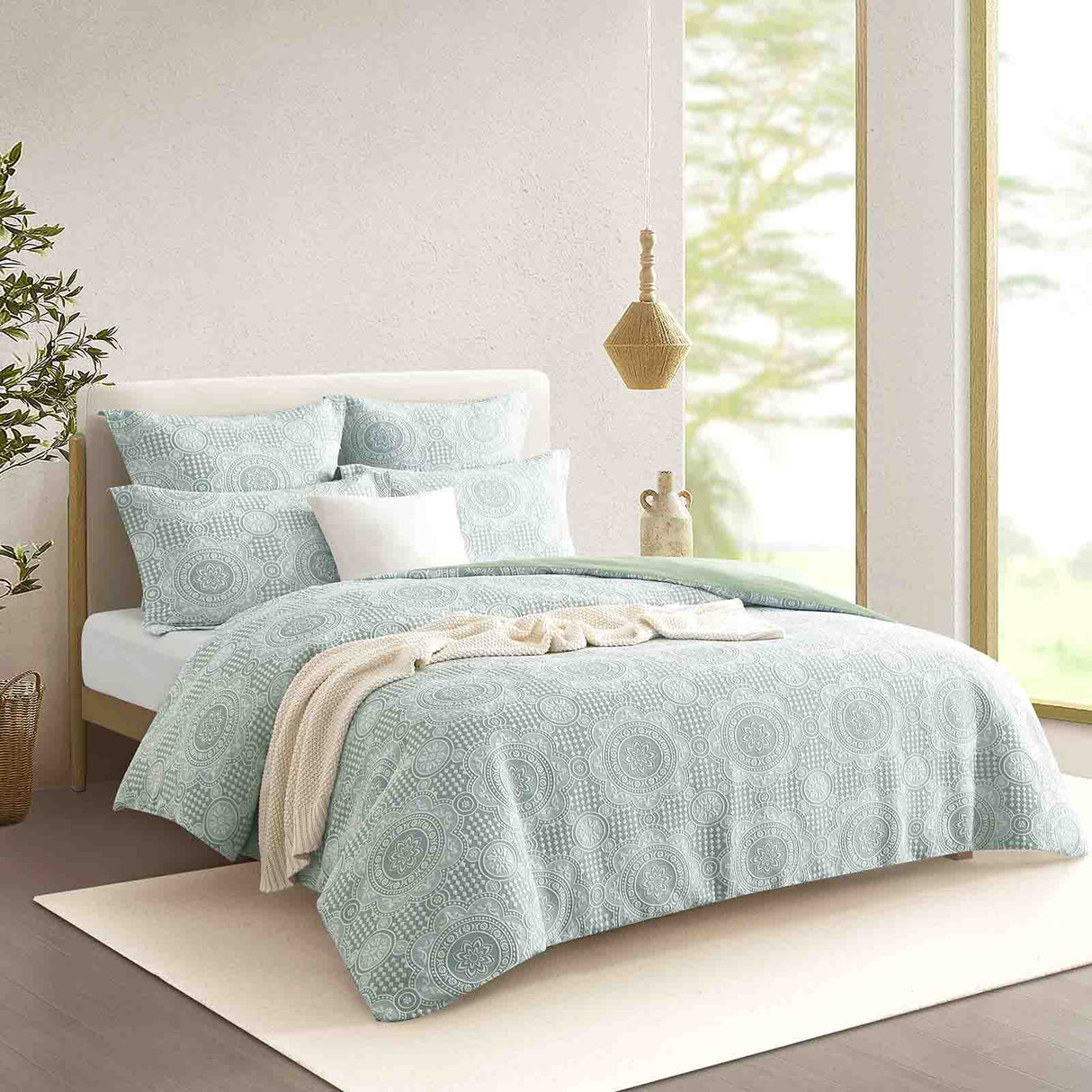 Renee Taylor Rizz Jacquard Quilt / Duvet Cover Set Queen Sage