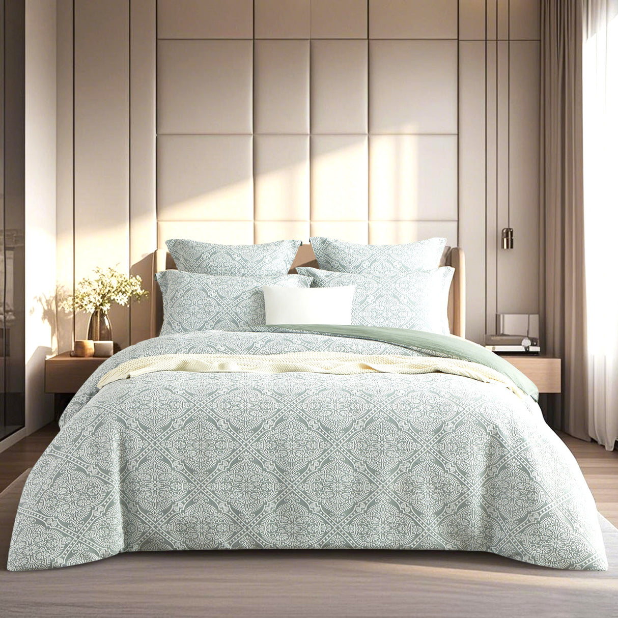 Renee Taylor Mayfair Jacquard Quilt / Duvet Cover Set Queen Sage