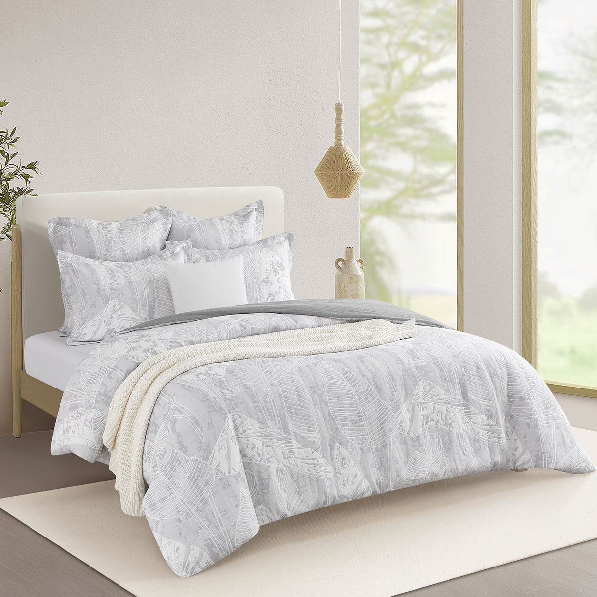 Renee Taylor Grove Jacquard Quilt / Duvet Cover Set Queen Charcoal