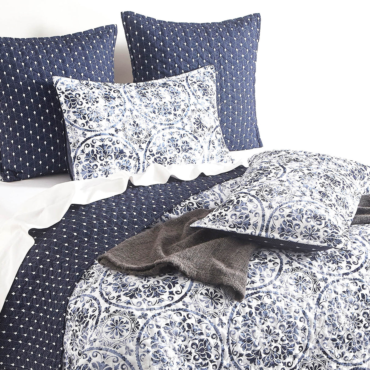 Renee Taylor Delos Quilted Reversible Coverlet Set Super King