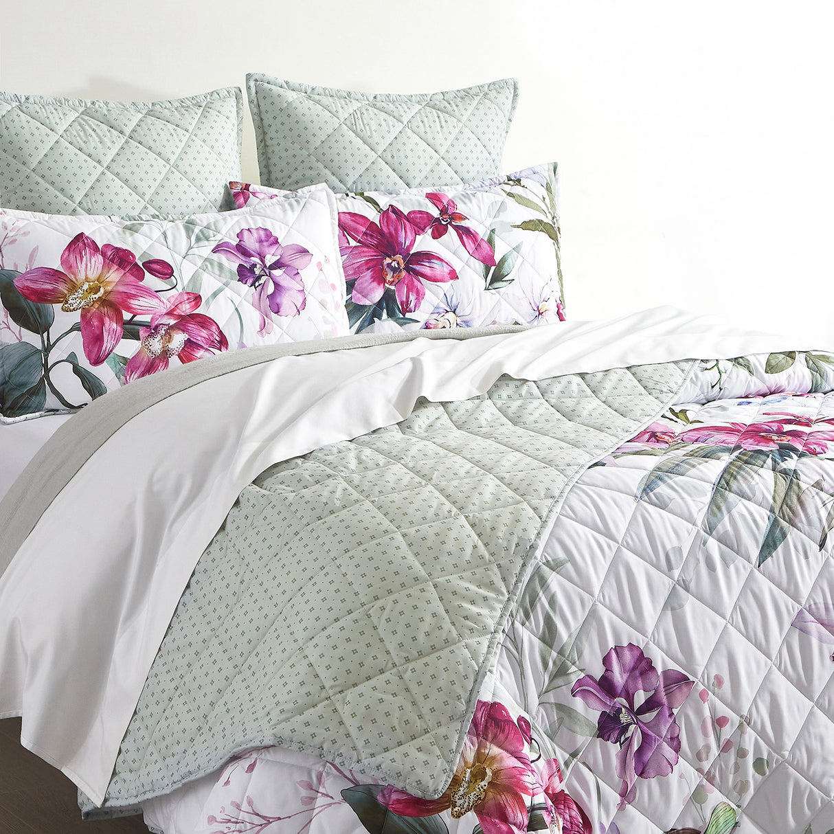 Renee Taylor Kashmir Quilted Reversible Coverlet Set Super King