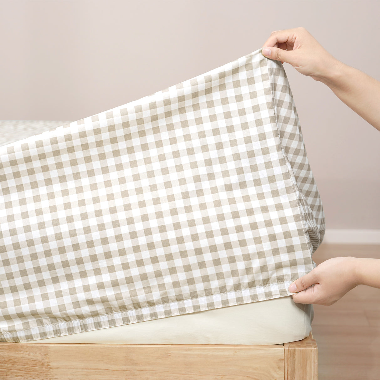 Renee Taylor Bran Gingham Patterned Cotton Sheet Set Queen