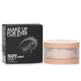 Make Up For Ever HD Skin Twist & Light Loose Powder #2.0 Medium in 8g, offers lightweight coverage and a radiant, flawless finish.