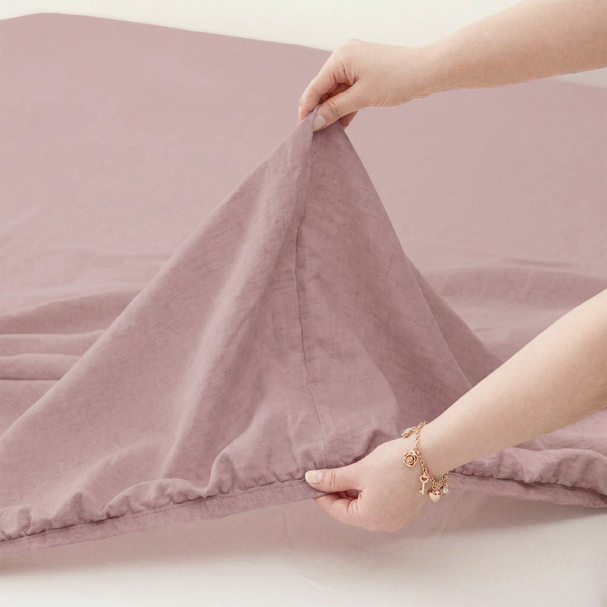 Renee Taylor Washed Linen Cotton Sheet Set Queen Woodrose