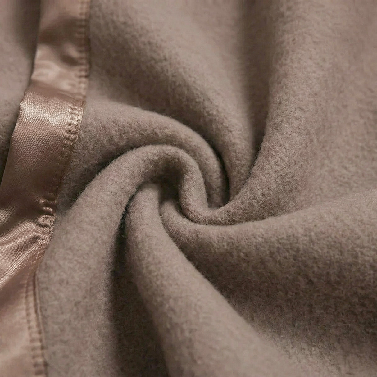 Renee Taylor Australian 400 GSM Merino Wool Blanket Single/Double Wood