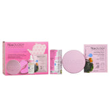 Three-piece skincare set featuring hyaluronic serum, eye mask, and silicone patches for intense hydration and rejuvenation.