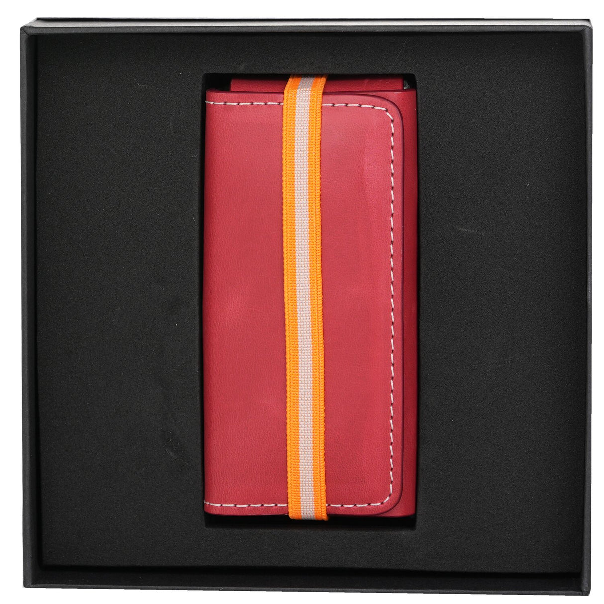 Luxurious Pomodoro Red leather case for 30ml fragrance, combining style and protection for travel and daily use.