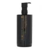 Shu Uemura's Black Oil cleansing oil in 450ml, perfect for oily skin, purifies pores with charcoal and hydrates with black rice.