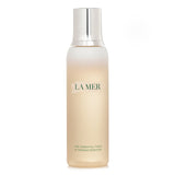 La Mer Essential Tonic 200ml: a revitalizing skincare treatment that hydrates and refreshes skin post-cleansing.