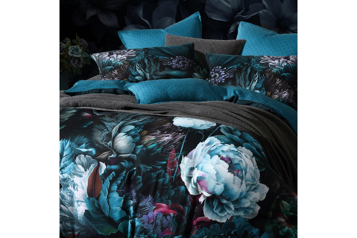 Quilt / Duvet  Cover Set - Logan and Mason BEWITCHED  MULTI (Super King NZ)