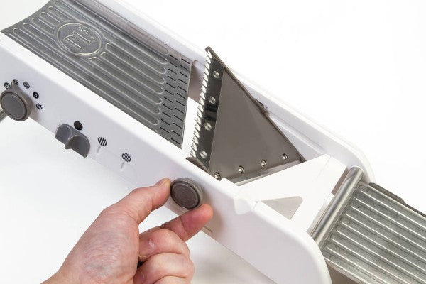 Pl8 Professional Mandoline By Progressive - Progressive