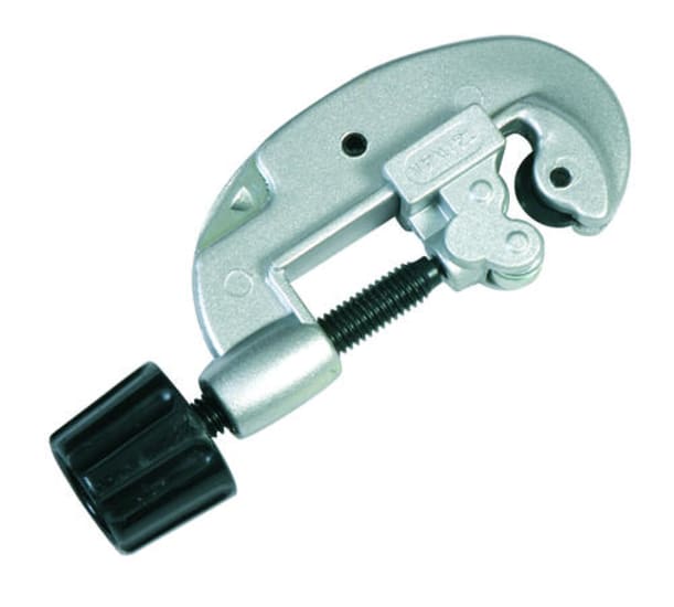 Compact pipe cutter for tubes 3-30mm, ideal for clean cuts in copper, PVC, and aluminum. Perfect for professionals and DIYers.