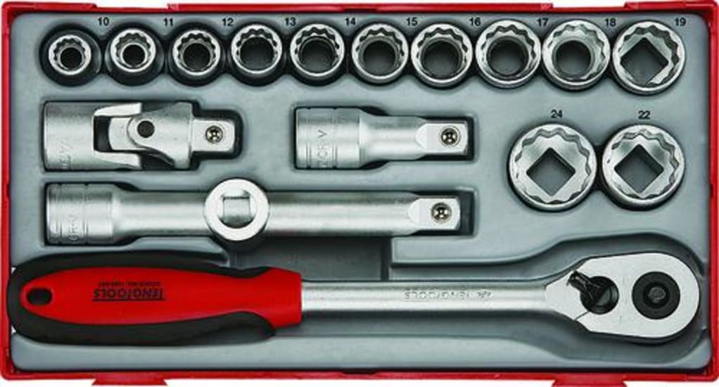 Teng 17pc socket set with 10-24mm sockets, 1200-72T ratchet, extensions, and organized in a sleek TC tray.