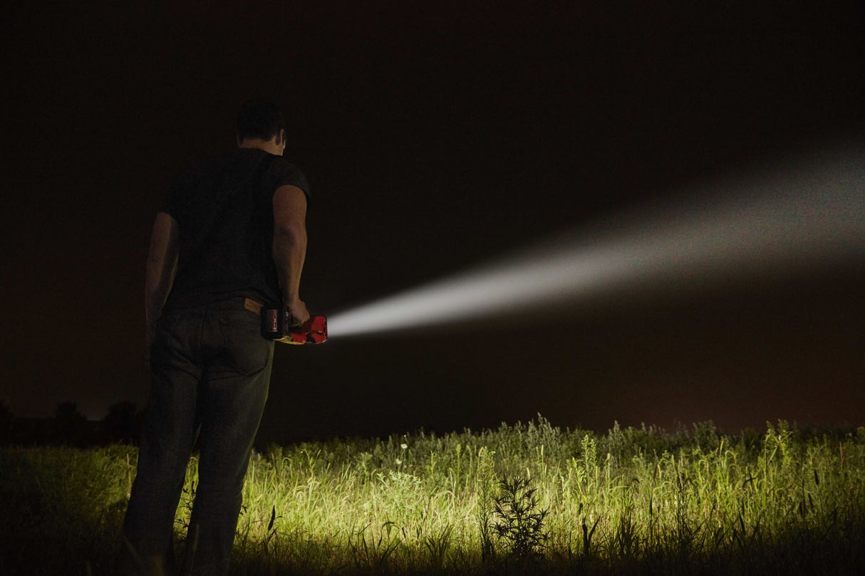 Milwaukee M18 Cordless LED Search Light 1250 lm